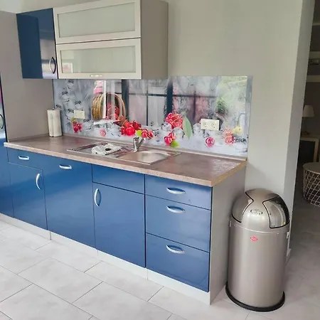 In Leckwitz Bei Nuenchritz Wacker, Elbradweg *